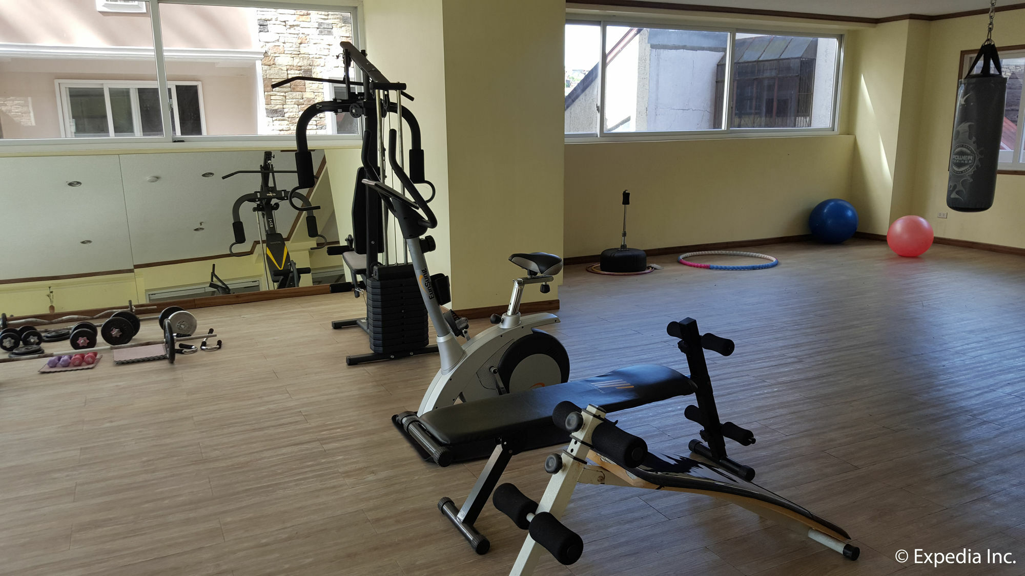 Prestige Vacation Apartments - Bonbel Condominium Baguio City Esterno foto