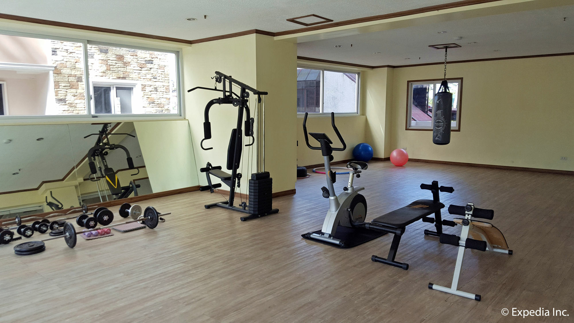Prestige Vacation Apartments - Bonbel Condominium Baguio City Esterno foto