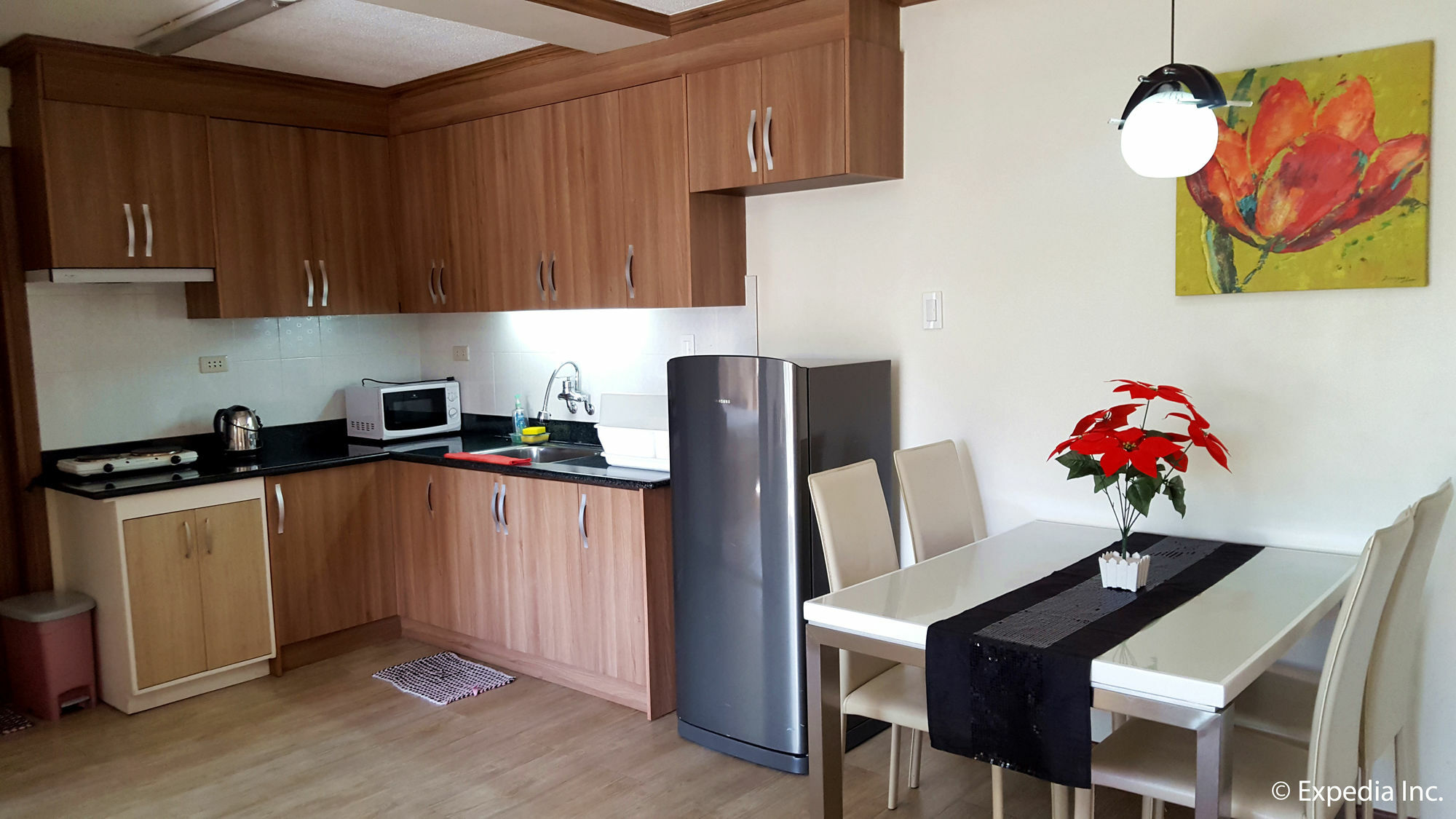 Prestige Vacation Apartments - Bonbel Condominium Baguio City Esterno foto
